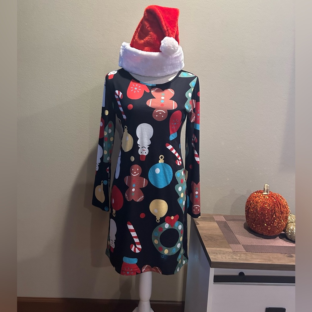 Fun Christmas Dress-Size L-Worn Only Once-(Hat Not Included) Great Condition🎄